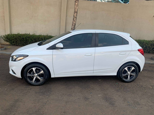 Imagem 3 de 9 de Chevrolet Onix 1.4 Mpfi Ltz 8v Flex 4p Automático