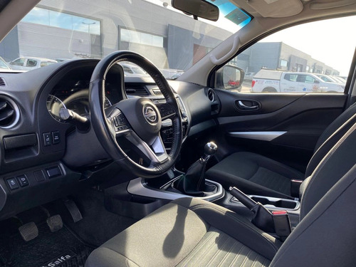 Nissan Navara Navara DC 4x2 2.3TDI XE