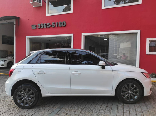 Imagem 4 de 15 de Audi A1 1.4 Tfsi Sportback Attraction 16v 122cv Gasolina 4p