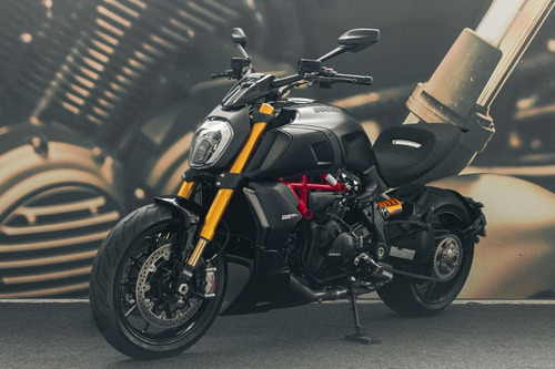 Imagem 3 de 9 de Ducati Diavel 1260 S