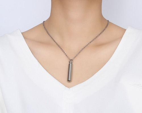 Dije Collar Para Cenizas De Acero Urna Cremación Pastillero Color Plateado