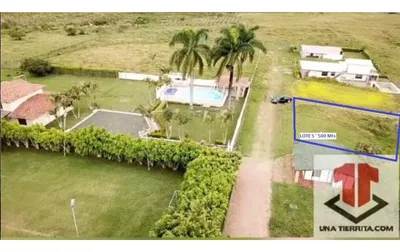 Lote y casalote en venta