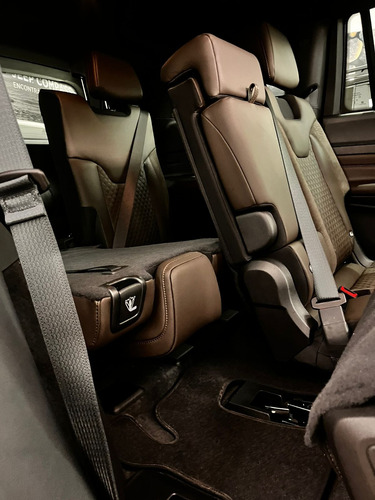 Jeep Commander OVERLAND 2.0T GME AT 4X4
