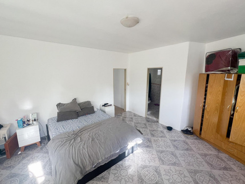 Casa Con Local En Pb