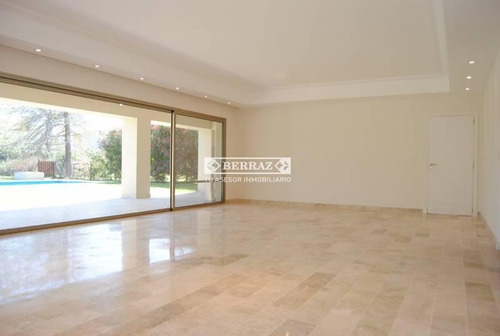 Casa Venta Ayres De Pilar - Pilar
