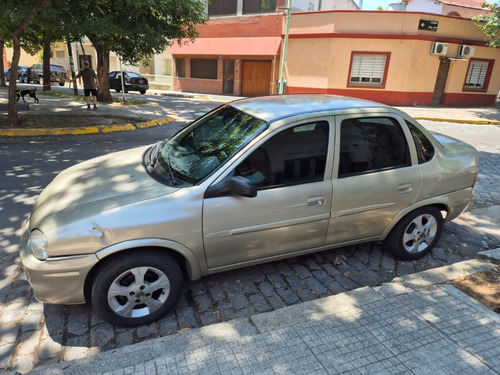 Chevrolet Corsa Classic 1.6 Gl Aa Super