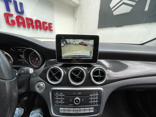 Mercedes-Benz Clase CLA 1.6 200 Cgi Sport At