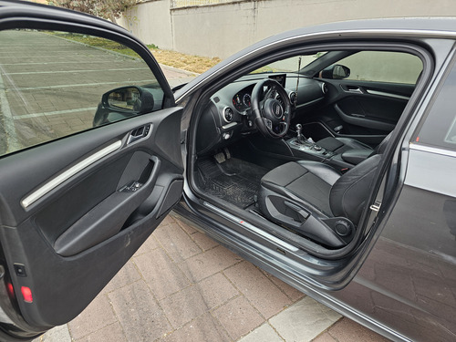 Audi A3 1.8 S-line Mt