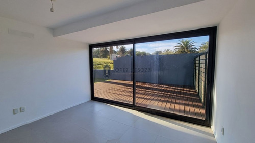 Imagen 24 de 30 de Apartamento - Grand Bay Residences 101s