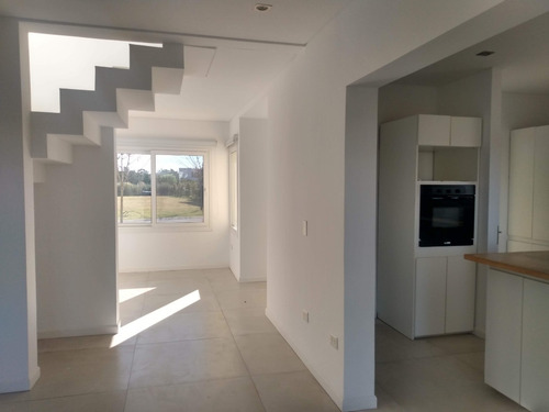 Imagen 5 de 28 de Venta Casa Con Pileta En Araucarias