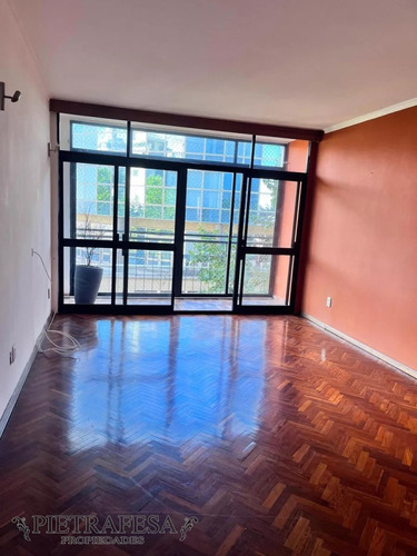 Apto En Venta, 3 Dormitorios, 2 Baños- Yaguarón -centro