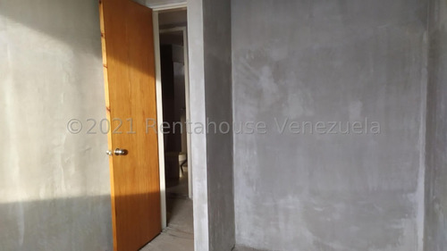 Imagen 8 de 30 de R.c +++ Apartamento En Venta En Residencias Alta Vista Oeste Barquisimeto Lara +++ Código 23-11956 Rafael Carrasquel Vende Contáctame 0424.593.75.42 Instagram: @rentahouse.centrooccidente ++