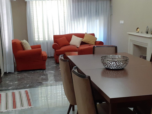 Imagen 5 de 30 de Chalet Sobre Lote De 10 X 32 - Parque Ayerza - Castelar Nort