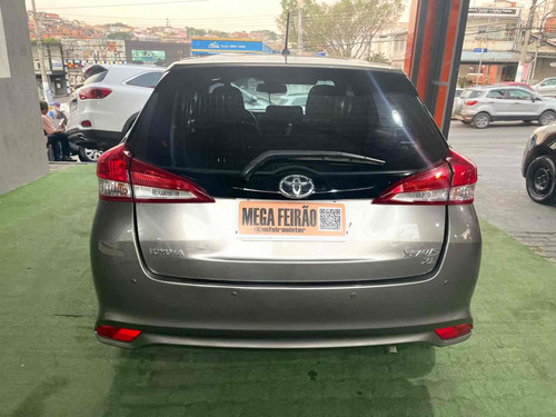 Toyota Yaris 1.3 16V FLEX XL PLUS TECH MULTIDRIVE