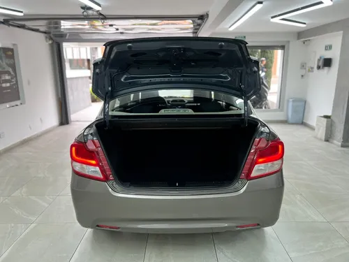 Suzuki Swift Dziere AT 2023