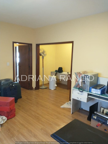 Imagen 17 de 19 de 173 - Importante Estudio Con Recepción Sala De Estar Y Oficinas