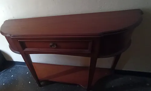 Mesa Consola Estilo Antiguo (Usado)