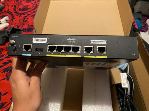 Switch Cisco 900 Isr Series C921-4p Remate (Usado)