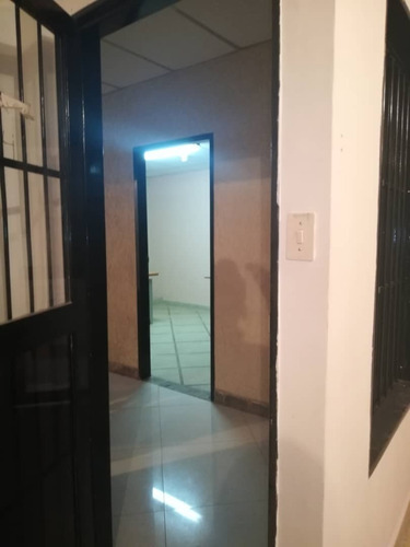 Imagen 8 de 8 de Se Alquila Locales Comerciales En El Centro Empresarial M&b, Plc, Sector Pueblo Nuevo