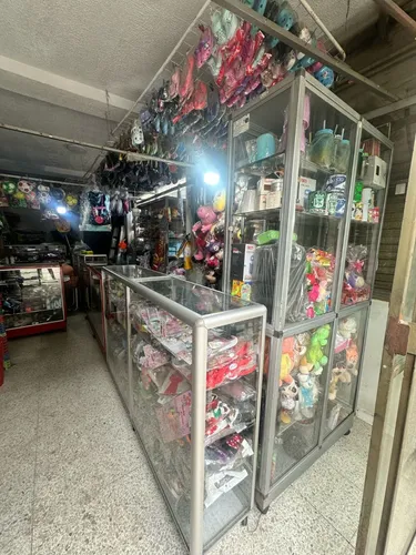 Casa En Venta!! Esquinera Con Local, Excelente Ubicación