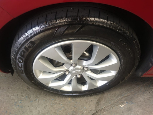 Onix Hatch Lt 1.4 Automatico Flex 8v 2018 Vermelho Un Dona !
