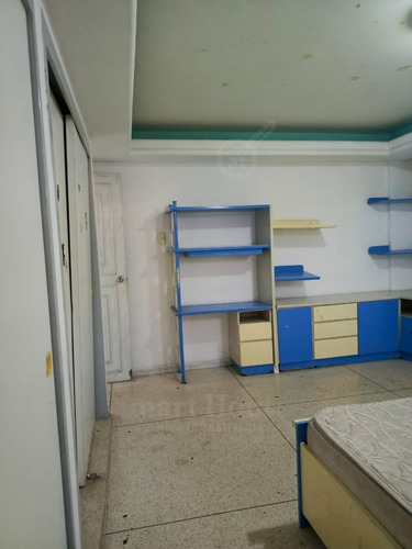 Llev18m- Mjev22m Smart House Vende Apartamento En El Centro