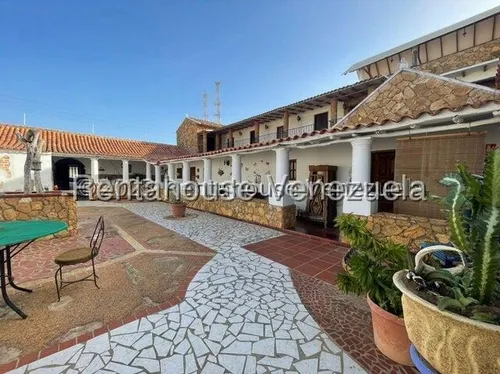 Casa En Venta Los Taques Vgi