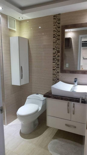 Imagen 18 de 30 de Apartamento En Arivana Plaza
