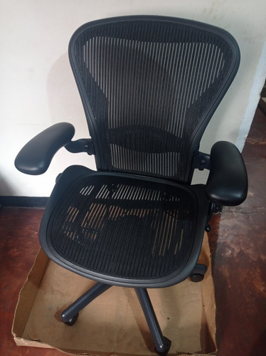 Silla Herman Miller Aeron (Usado)