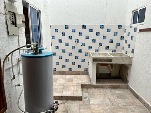 Arriendo Casa En Simon Bolivar Muy Amplia