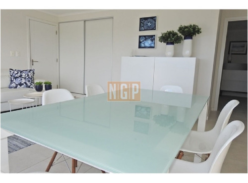 Imagen 14 de 30 de En Exclusividad Departamento De Metraje De 2 Dormitorios Transformado En Loft Roosevelt, Punta Del Este Piso Alto Con Vista Al Mar!