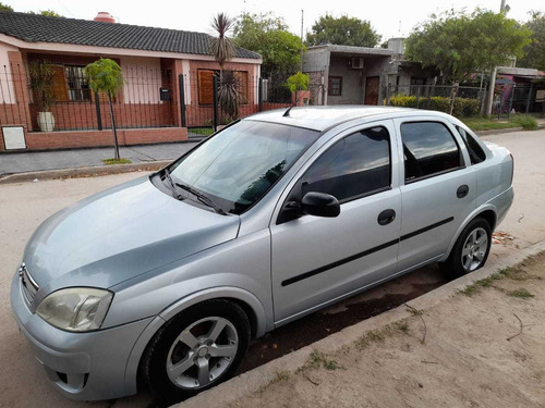 Chevrolet Corsa 1.8 Gl Aa+da 2011