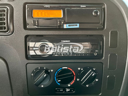 Imagem 14 de 15 de Mercedes-benz Accelo 815 - 2018 - Baú 5.4m - Impecável