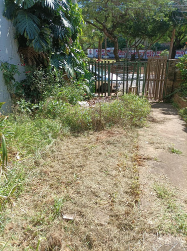Terreno En Avenida Mitre Al 1600