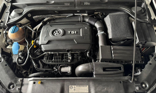 Volkswagen Jetta 2.0 Tsi Highline 211cv Gasolina 4p Tiptronic