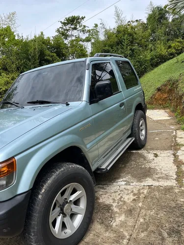 Mitsubishi Montero 2.4