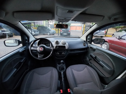 Imagem 7 de 8 de Fiat Uno Way Celebration 1.0 2012
