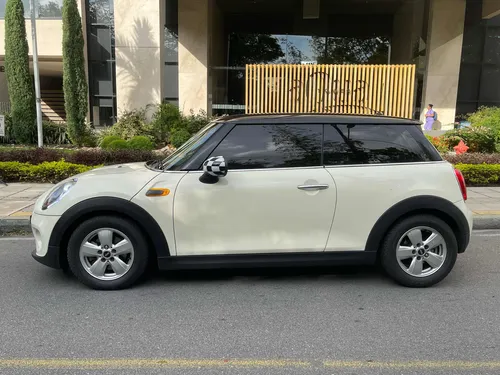 Mini Cooper 1.5 F55 Pepper