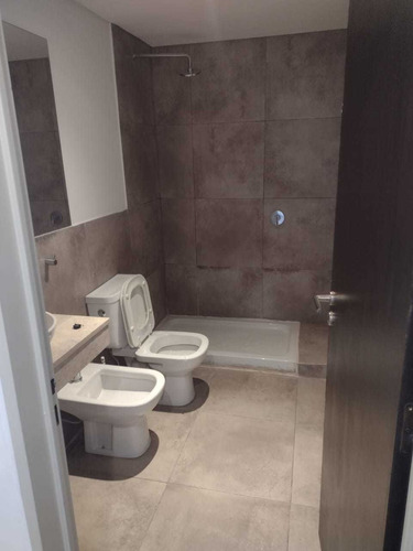 Imagen 9 de 14 de Depto 1 Amb 54 M² - Cochera Con Espacio P/ Baulera C. Vista
