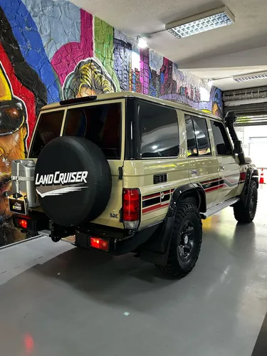 Toyota Land Cruiser Lx 2023