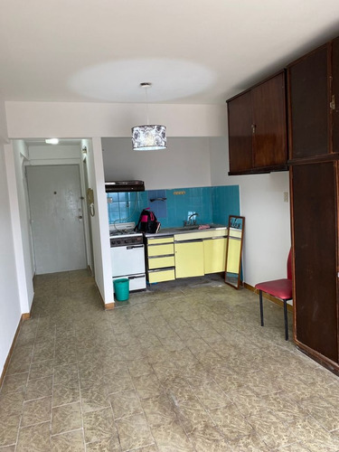 Venta Departamento De 1 Ambiente En Ramos Mejia ( No Ciudadela No Haedo No Moron No Liniers )