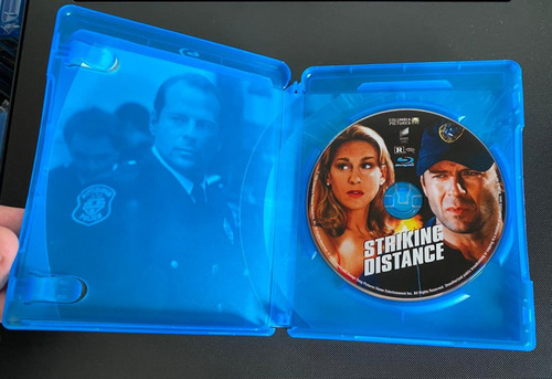 Imagem 3 de 4 de Blu Ray - Zona De Perigo - Nacional - Raro - Lombada Azul