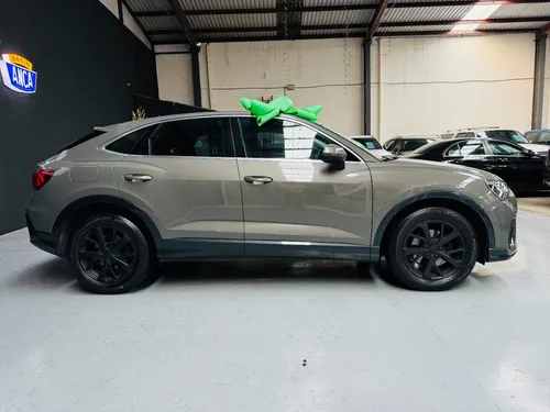 Audi Q3 Select 2022