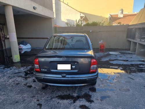 Chevrolet Corsa Classic 1.6 Gl Aa Super