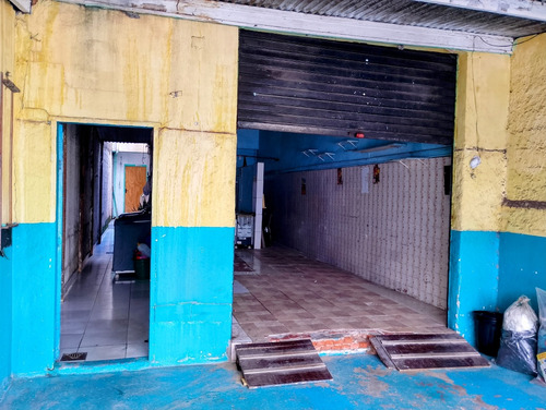 Vendo Sobrado Com Salão Comercial E Mais 2 Casas