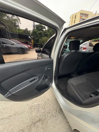 Renault Logan Authentique