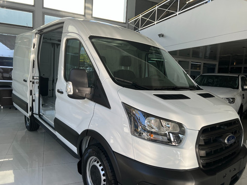 Imagen 2 de 16 de Ford Transit Furgon Medio