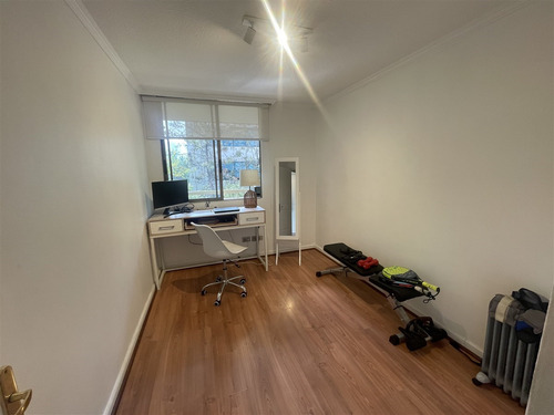 Departamento En Arriendo De 4 Dorm. En Las Condes