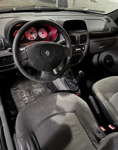 Renault Clio 1.0 16v Authentique Hi-flex 5p
