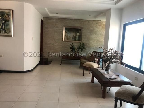 Imagen 2 de 26 de Casa En Venta Altos De Guataparo 22-12847 Gerardo Guillen Rent A House